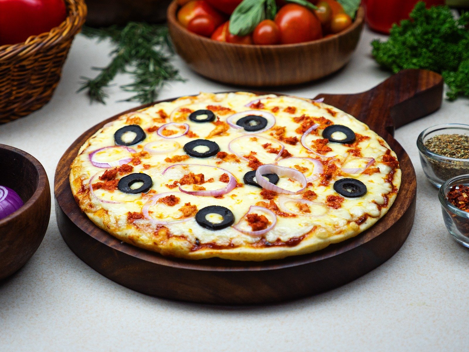 Chicken Keema Pizza